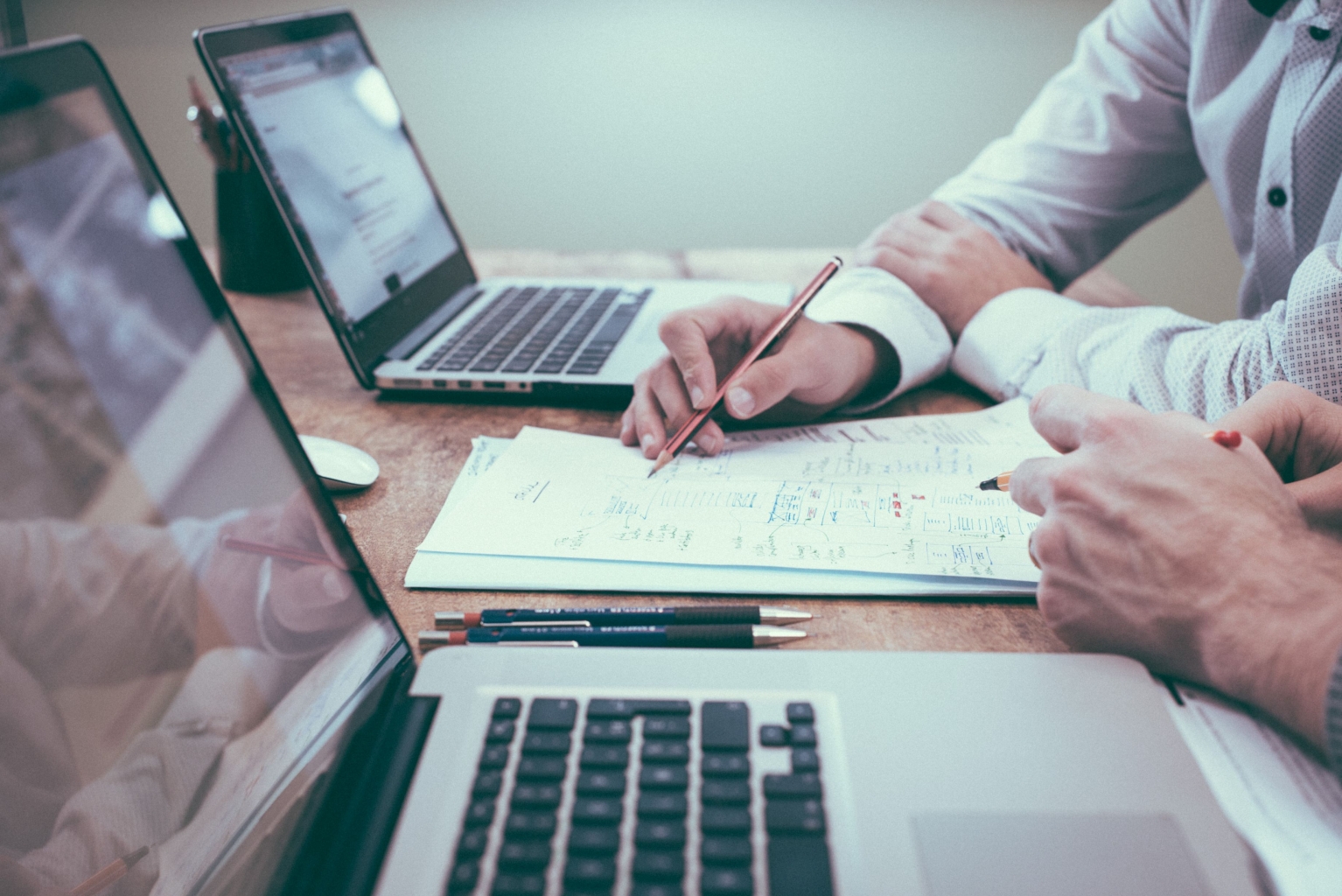 Rappresentazione visiva dell'articolo: Perché scegliere di affidarsi a un consulente finanziario?